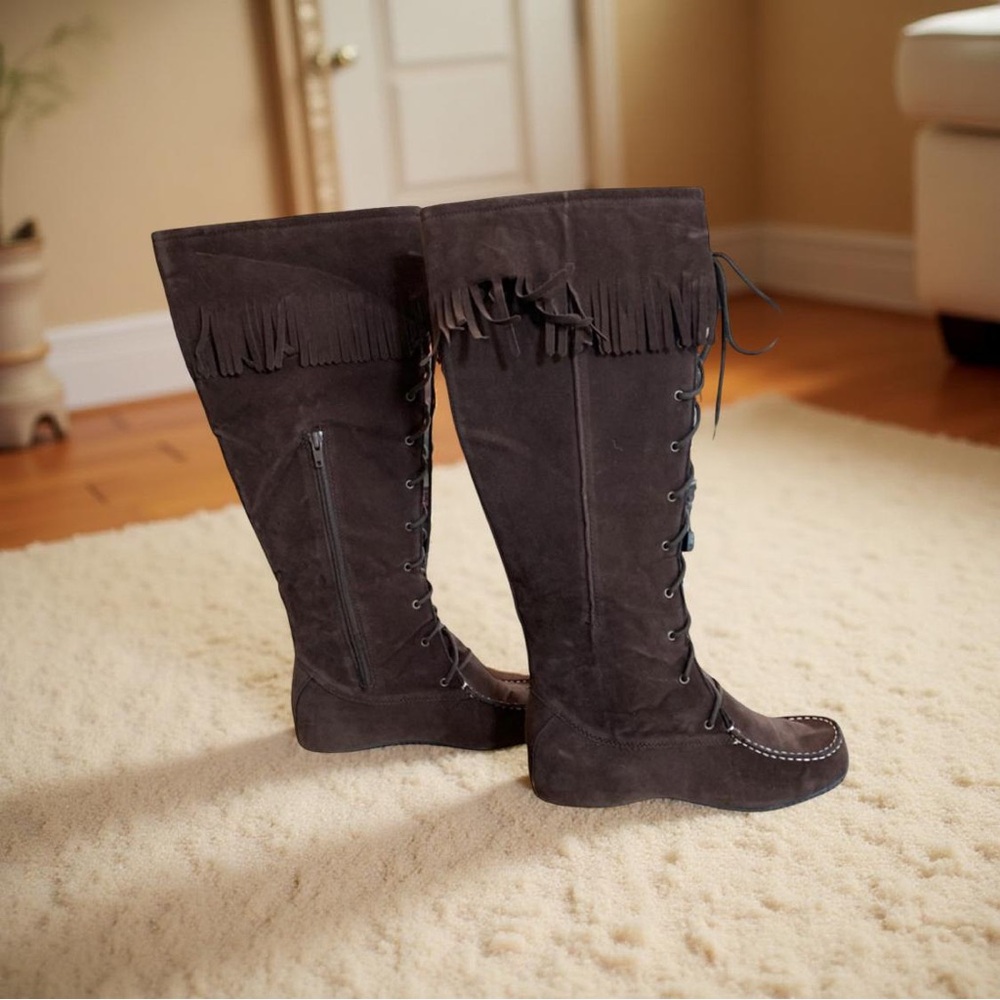 New in box, Size 9, Soda Brown Moccasin Lace-Up Boots